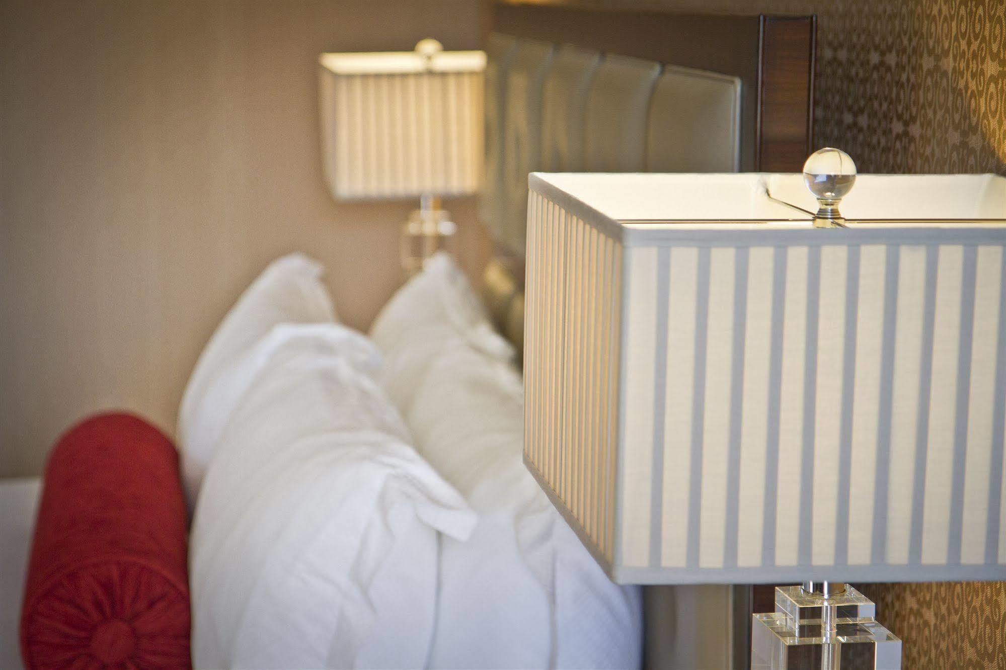 Town & Country Inn And Suites Charleston Exteriér fotografie
