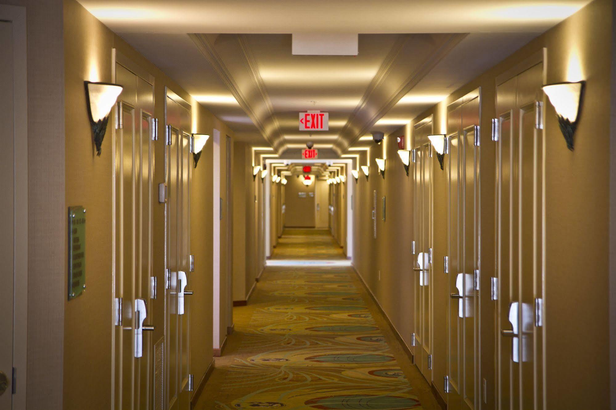 Town & Country Inn And Suites Charleston Exteriér fotografie